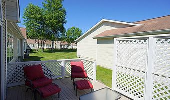 10 Sweet Bay Ln, Amherst, NY 14221