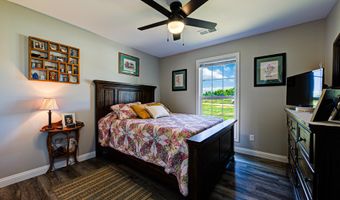 127 Hidden Valley Dr, Bardstown, KY 40004