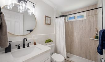 923 Mokapu Blvd, Kailua, HI 96734