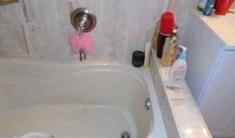 387 N Shore Dr, Albrightsville, PA 18210