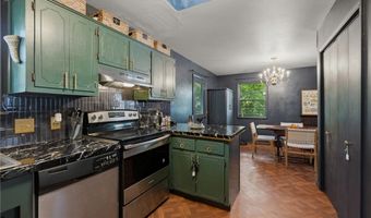 825 SE H St, Bentonville, AR 72712