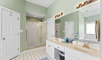1224 Tartarian Trl, Apex, NC 27502