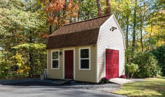 20 Peabody Dr, Brentwood, NH 03833