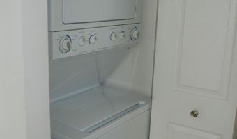 3101 N HAMPTON Dr 109, Alexandria, VA 22302