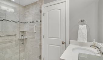 15 Spinney St 1, Boston, MA 02132