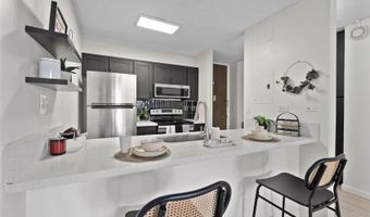 98-500 Koauka Loop 2H, Aiea, HI 96701