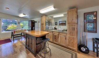 76 CASTLE VLY Dr, Castle Valley, UT 84532