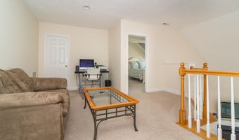 12 Turnberry Rd 12, Bourne, MA 02532