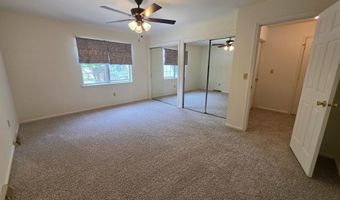 9 GRISTMILL Dr, Dover, DE 19904