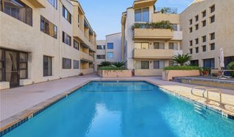 5310 Zelzah Ave 302, Encino, CA 91316