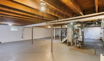 175 Kay St, Newport, RI 02840