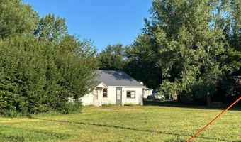 142 W South St, Ainsworth, NE 69210