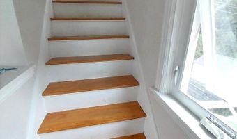 30 Park St, Bath, ME 04530