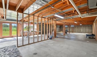 6095 E Division Rd, Angola, IN 46703