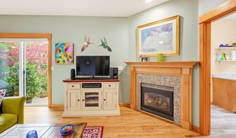 2685 Clay Creek Way, Ashland, OR 97520
