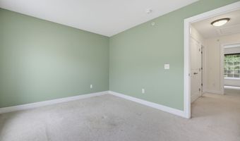 28 Armstrong Rd C15, Coventry, CT 06238