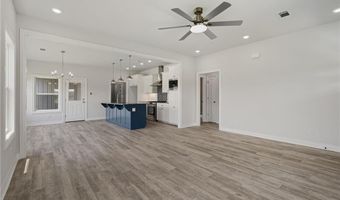 801 Avondale Dr, Alma, AR 72921