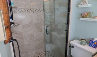 10 E 14th St, Avalon, NJ 08202