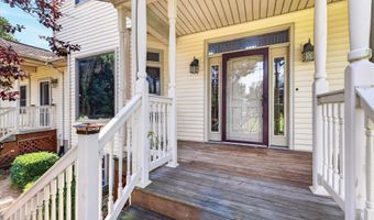 646 S Country Estates Ln, Bloomfield, IN 47424