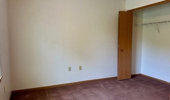1894 Springfield Lake Blvd 102, Akron, OH 44224