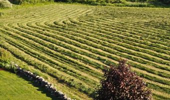 216 North Rd, Candia, NH 03034