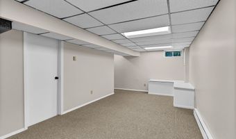 293 Cottonwood Rd 293, Newington, CT 06111
