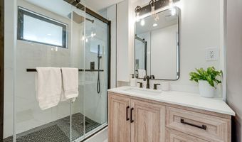 3662 VACATION Ln, Arlington, VA 22207