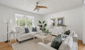 815 Sams Point Rd, Beaufort, SC 29907