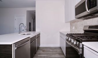 140 AVENUE B 302, Bayonne, NJ 07002