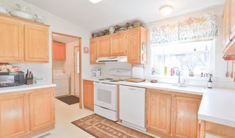 87676 TERRITORIAL Hwy, Veneta, OR 97487