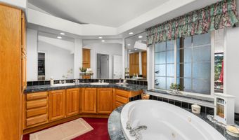 15947 Butterfield Ln, Anderson, CA 96007