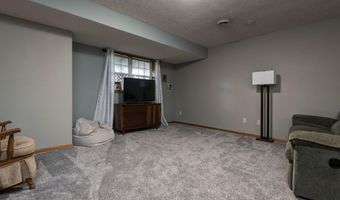 1016 Daniels St, Aurora, MO 65605