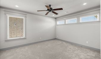 4414 S 87th Pl, Bentonville, AR 72713