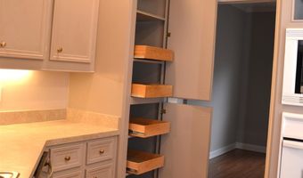 105 Fox Run Rd, Brandon, MS 39047