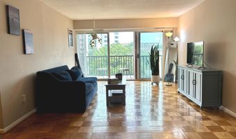 1300 ARMY NAVY Dr 816, Arlington, VA 22202