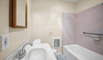 3711 Fairway Dr, La Mesa, CA 91941