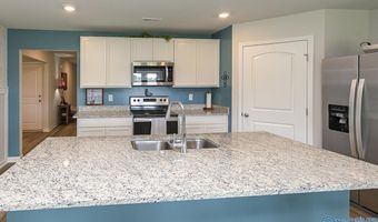 124 Ozy Dr, Athens, AL 35613