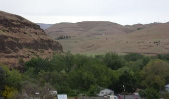 249 Snyder Ln, Asotin, WA 99402
