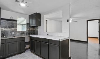 402 E Davis Ave, Alvarado, TX 76009