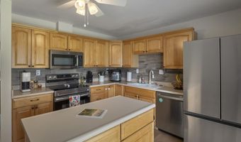 102 McConkey Ave, Barboursville, WV 25504