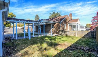 37 Maxwell Rd, Indianapolis, IN 46217