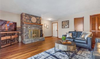 6 Connie Ln, Bella Vista, AR 72715