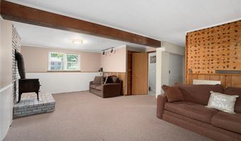 5 Teakwood Dr, Coventry, RI 02816