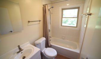 1052 N Maple Rd, Ann Arbor, MI 48103