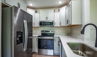 102 Autumwood Cv, Batesville, MS 38606