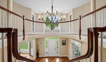 22 Elizabeth Way, Bedford, NH 03110