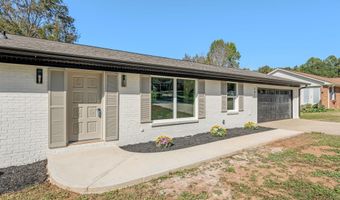 207 Oakmont Dr, Boiling Springs, SC 29316