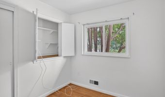 3303 17TH St N, Arlington, VA 22201
