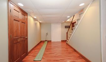 36 Old Farm Rd, Bedford, NH 03110