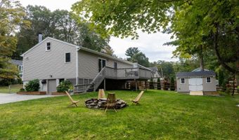 2 Grand St, Alloway, NJ 07422